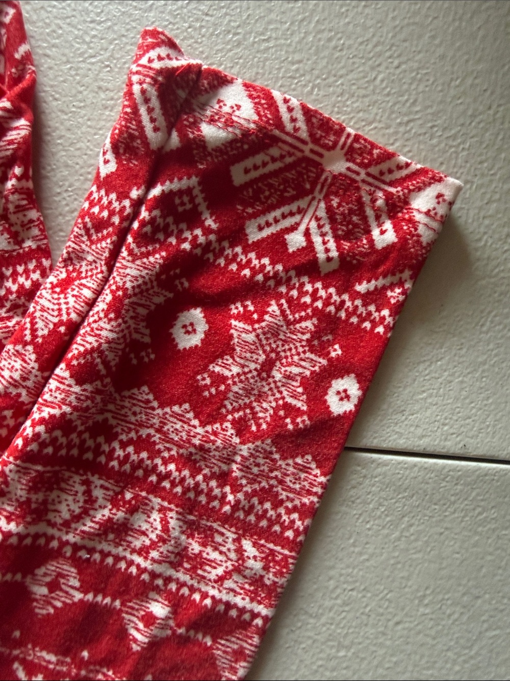 Bobbie Brooke's Ladies Red and White Fair Isle Knit Leggings Sleep Ware Size M - Picture 6 of 6